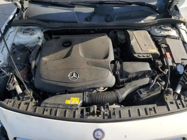 2015 MERCEDES-BENZ GLA 250 4MATIC  