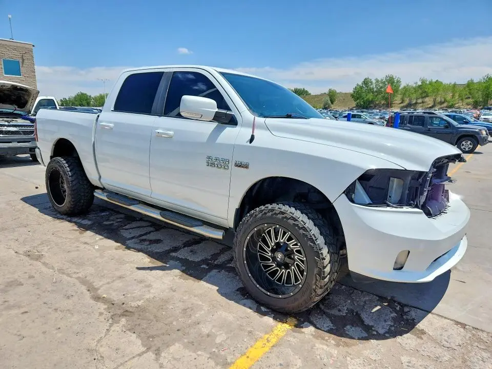 2016 RAM 1500 SPORT  