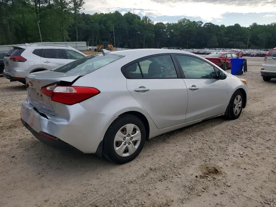 2016 KIA FORTE LX  