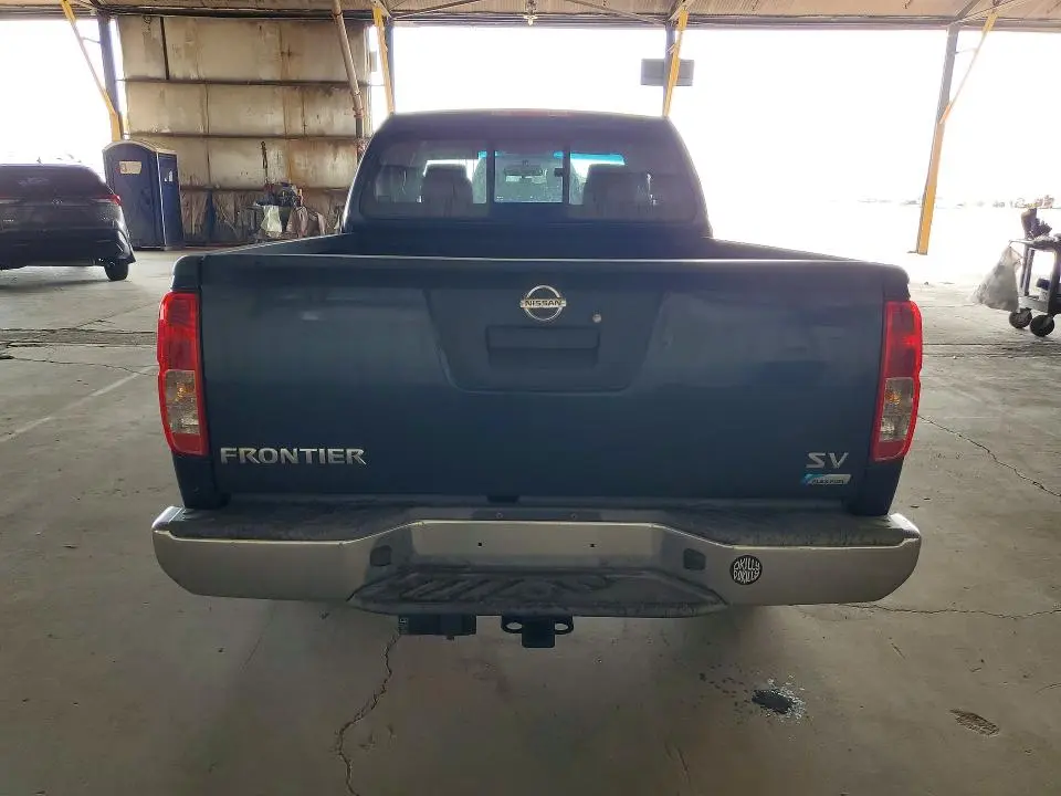 2017 NISSAN FRONTIER SV V6  