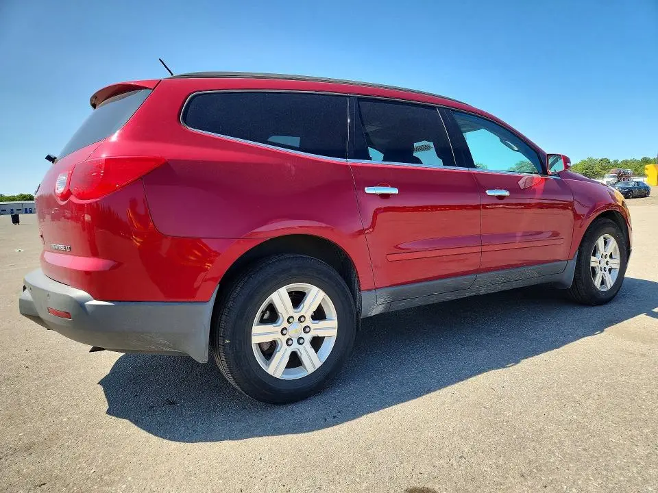 2012 CHEVROLET TRAVERSE LT  