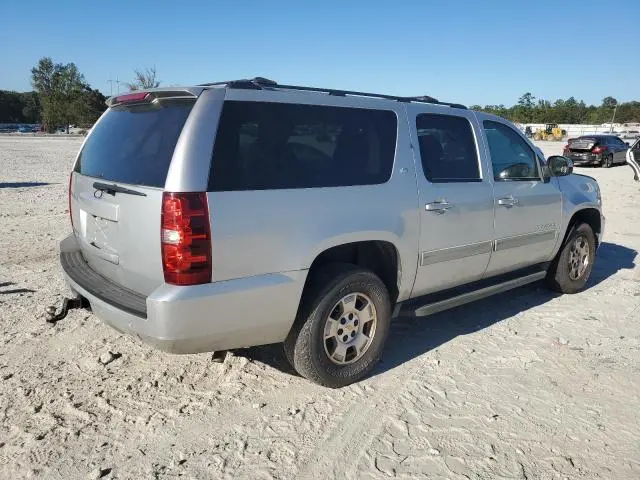 2011 CHEVROLET SUBURBAN C1500 LT  