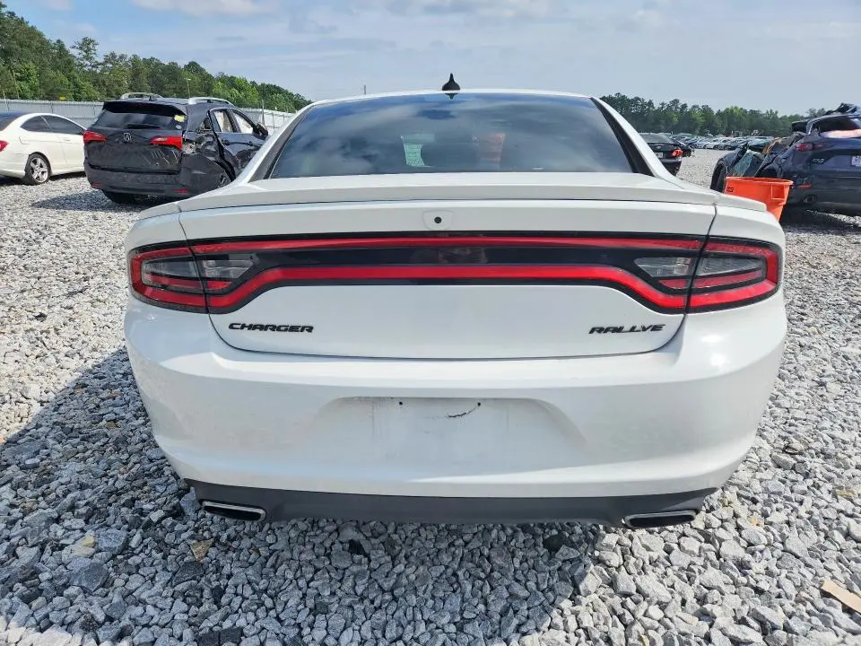 2016 DODGE CHARGER SXT  