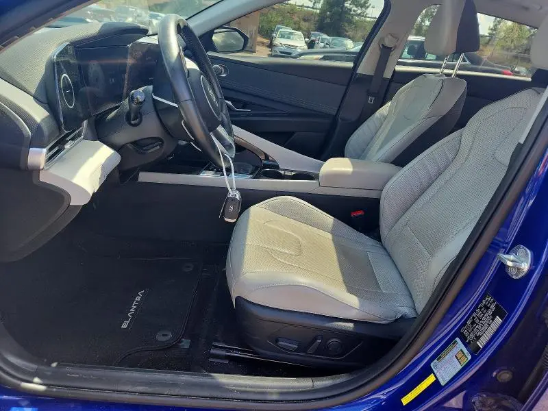 2022 HYUNDAI ELANTRA LIMITED  
