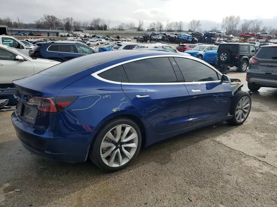 2020 TESLA MODEL 3   