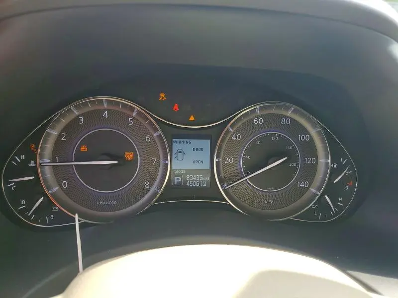2014 INFINITI QX80 BASE  