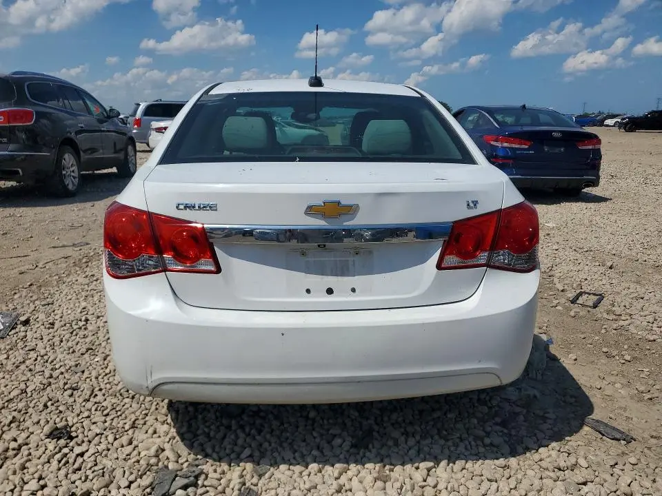 2015 CHEVROLET CRUZE LT  