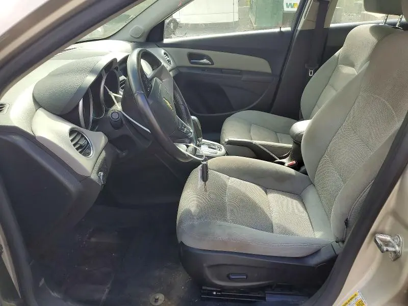 2013 CHEVROLET CRUZE LT  
