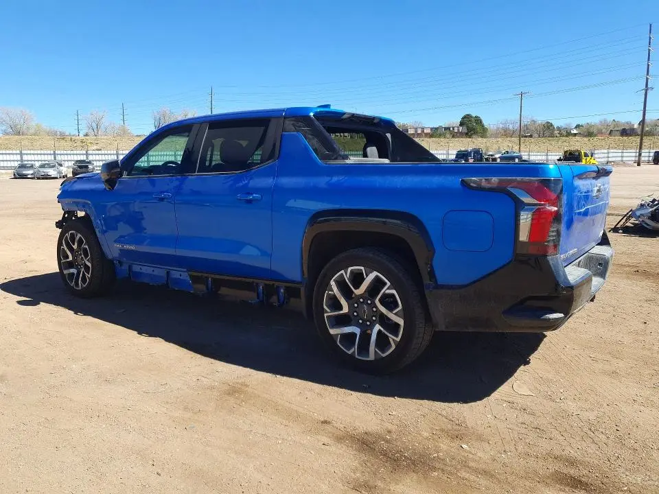 2025 CHEVROLET SILVERADO RST  