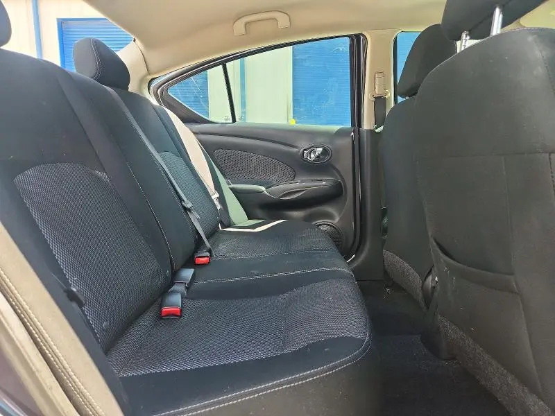 2015 NISSAN VERSA 1.6 SV  