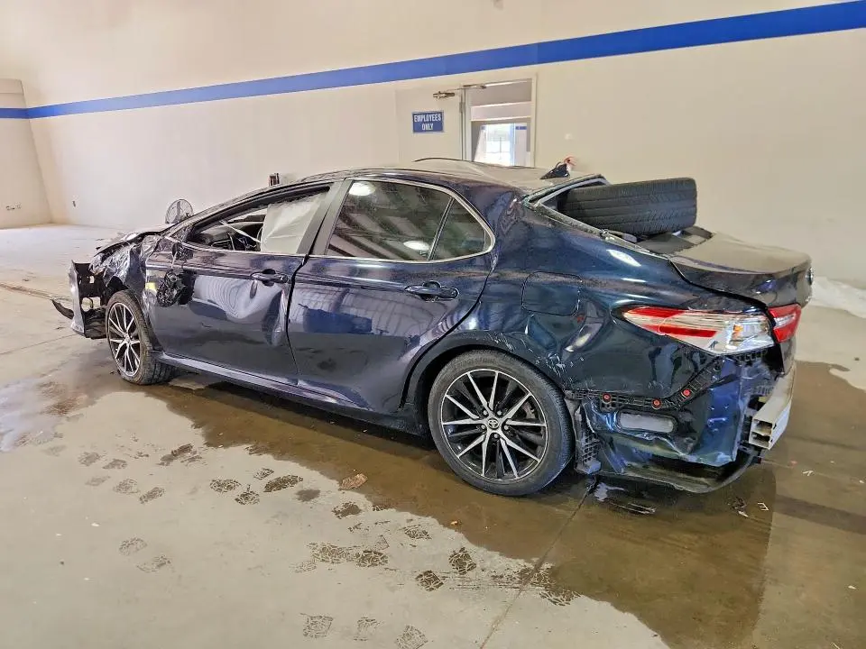 2020 TOYOTA CAMRY   