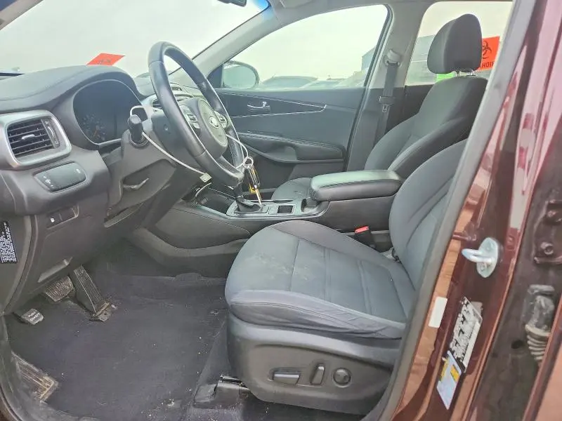 2016 KIA SORENTO LX  