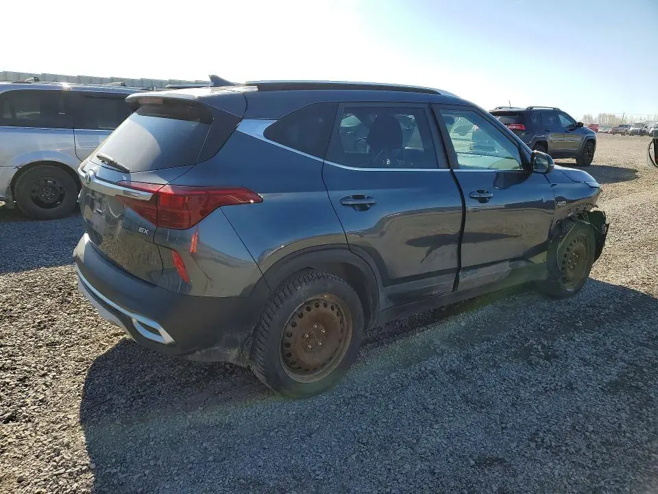 2021 KIA SELTOS S  