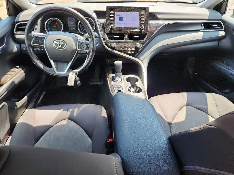 2021 TOYOTA CAMRY LE  