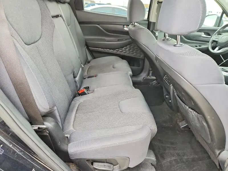 2021 HYUNDAI SANTA FE SE  