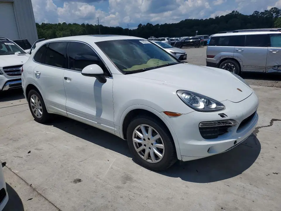 2012 PORSCHE CAYENNE   