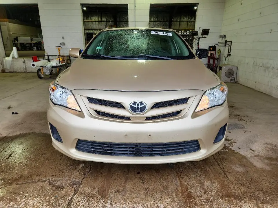 2012 TOYOTA COROLLA LE  