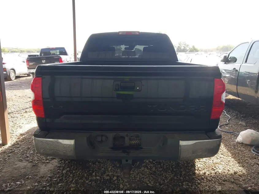 2018 TOYOTA TUNDRA SR5 5.7L V8