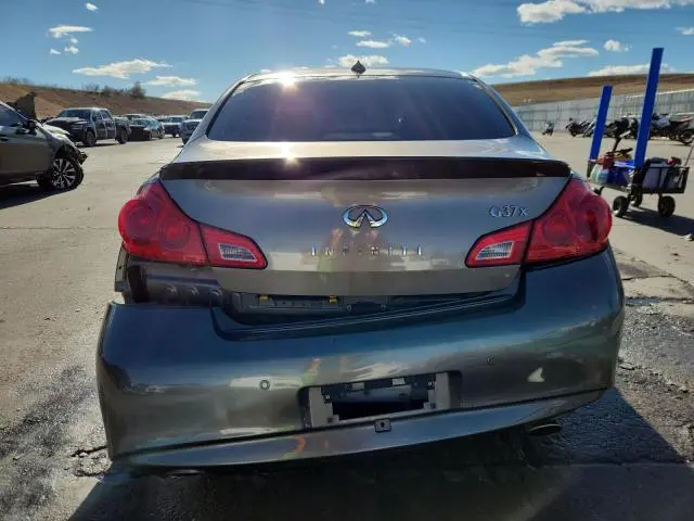 2010 INFINITI G37   