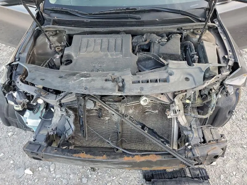 2015 TOYOTA AVALON XLE  