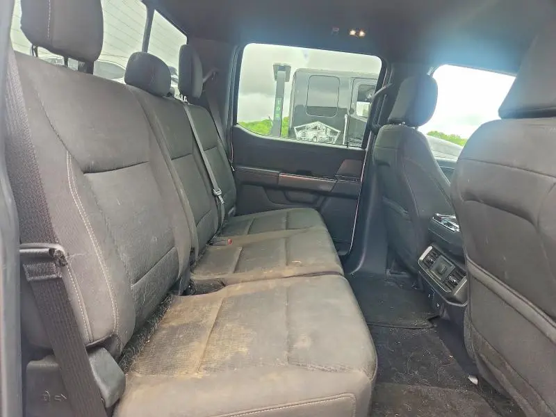 2024 FORD F150 XLT  