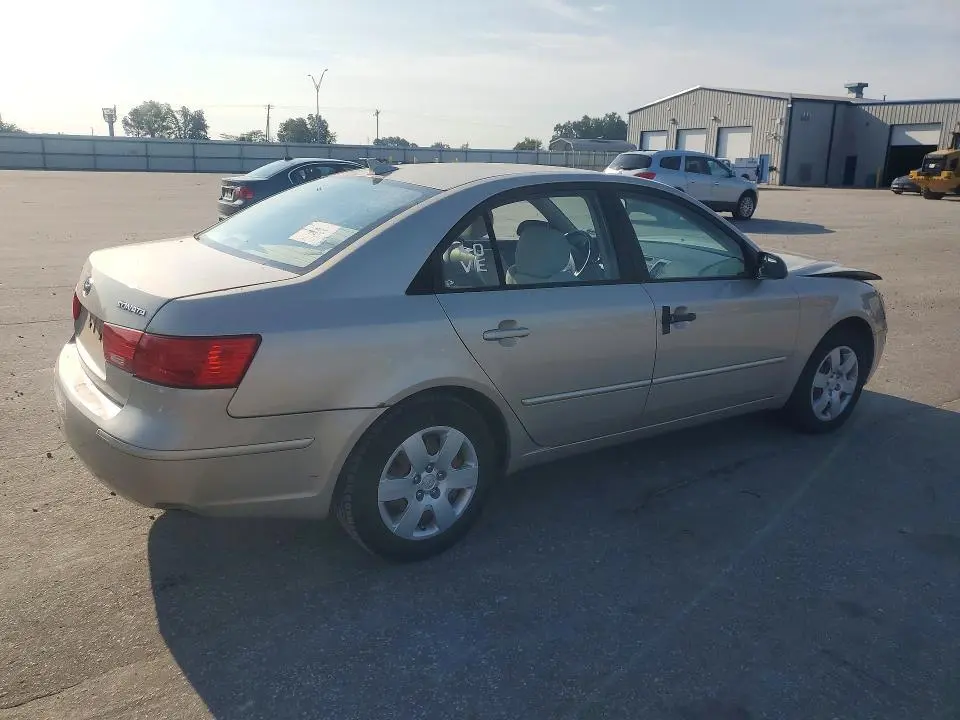 2010 HYUNDAI SONATA GLS  
