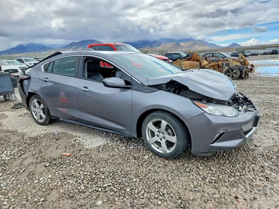2018 CHEVROLET VOLT LT  