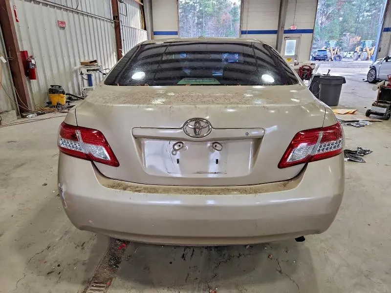 2011 TOYOTA CAMRY BASE  