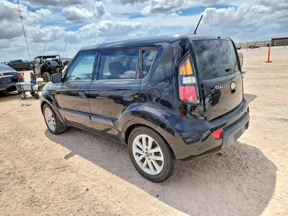 2010 KIA SOUL +  