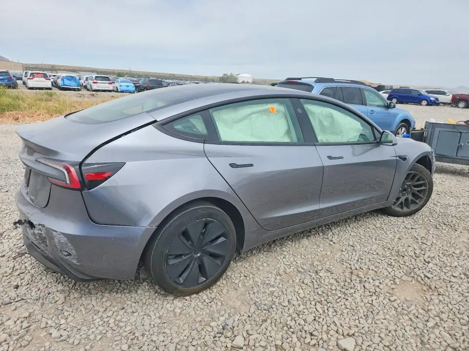 2025 TESLA MODEL 3   