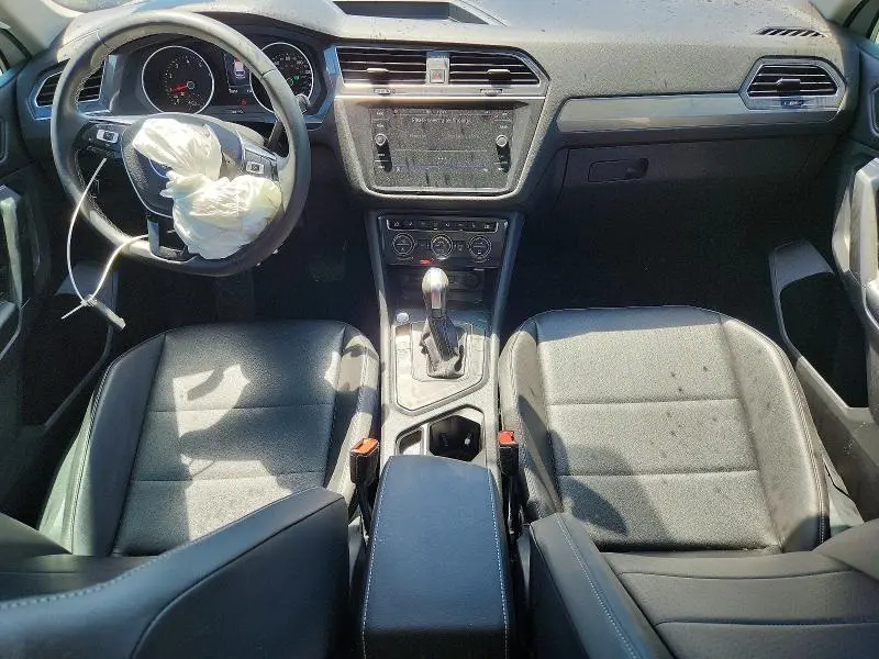 2021 VOLKSWAGEN TIGUAN SE  
