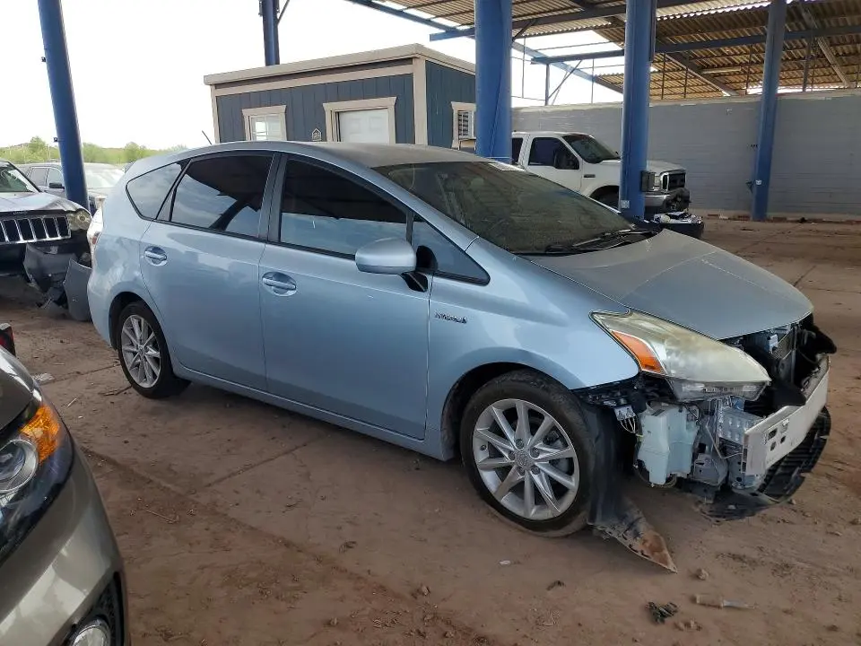 2014 TOYOTA PRIUS V FIVE  