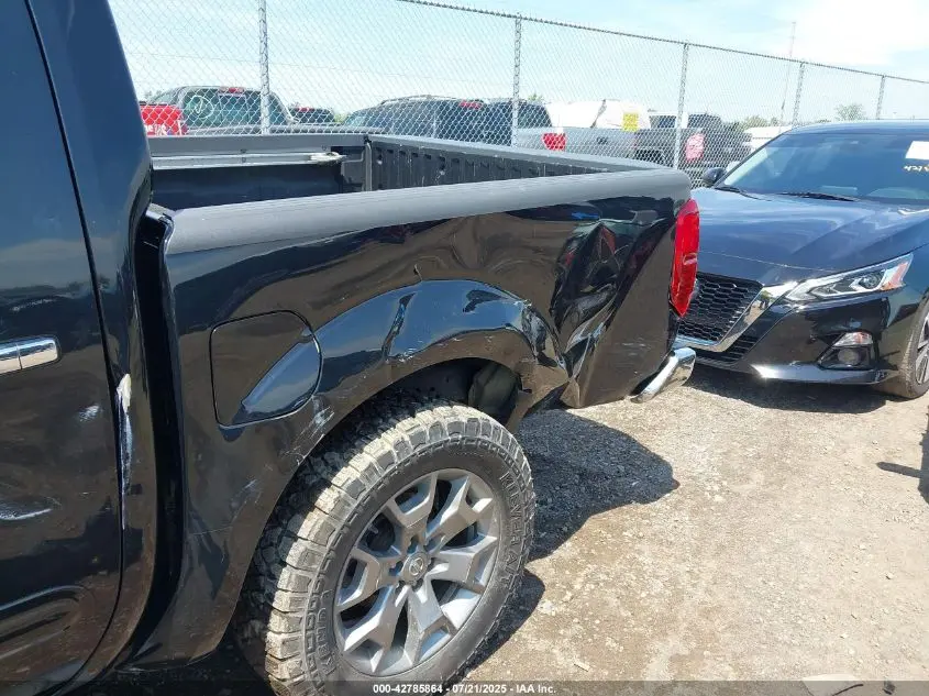 2019 NISSAN FRONTIER SL
