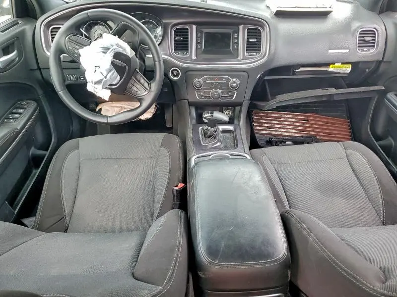2015 DODGE CHARGER SE  