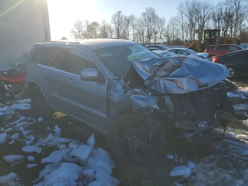 2015 JEEP GRAND CHEROKEE LAREDO  