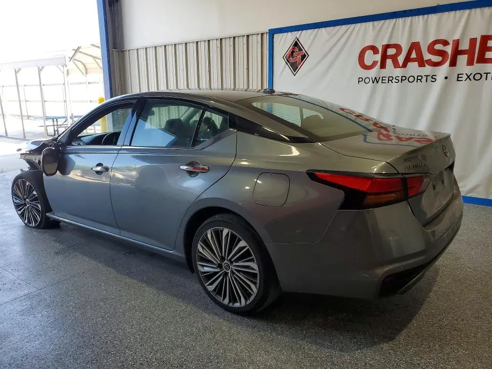 2023 NISSAN ALTIMA SL  