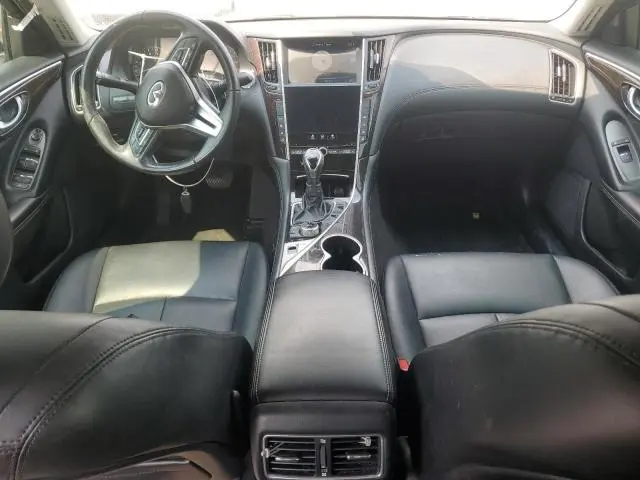 2018 INFINITI Q50 LUXE  