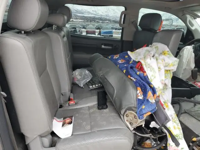 2011 TOYOTA TUNDRA CREWMAX LIMITED  