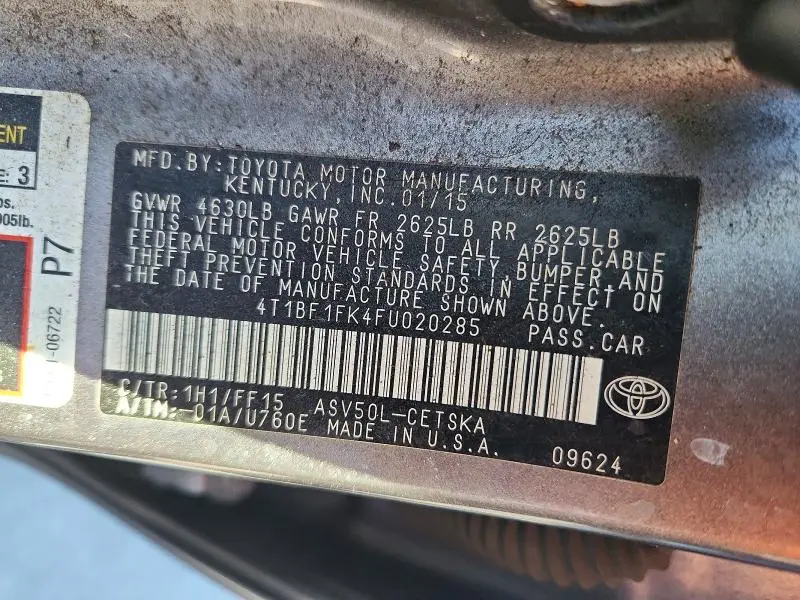 2015 TOYOTA CAMRY SE  