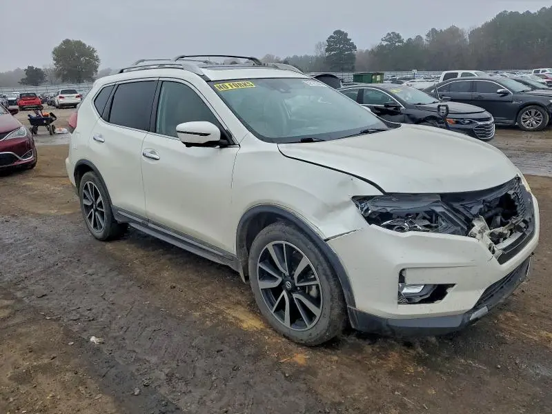 2019 NISSAN ROGUE S  