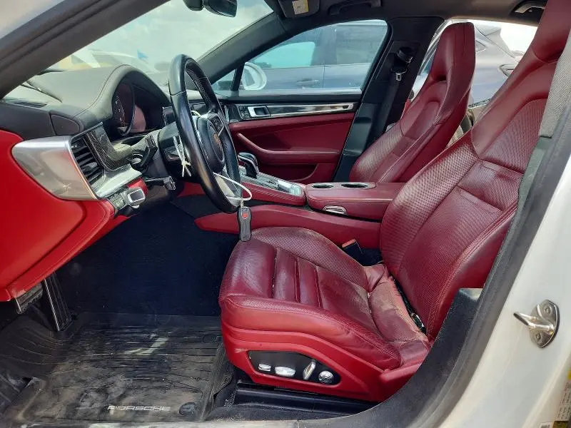 2018 PORSCHE PANAMERA 4S  