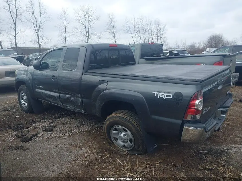 2013 TOYOTA TACOMA BASE V6