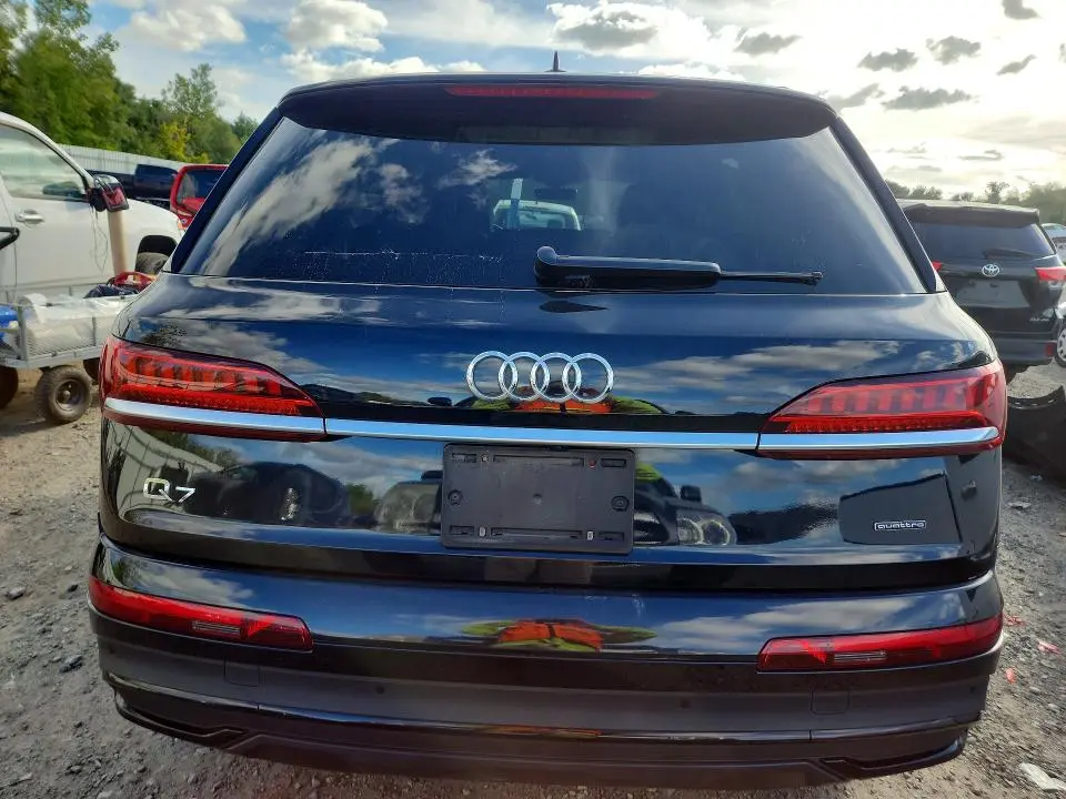 2021 AUDI Q7 PRESTIGE  