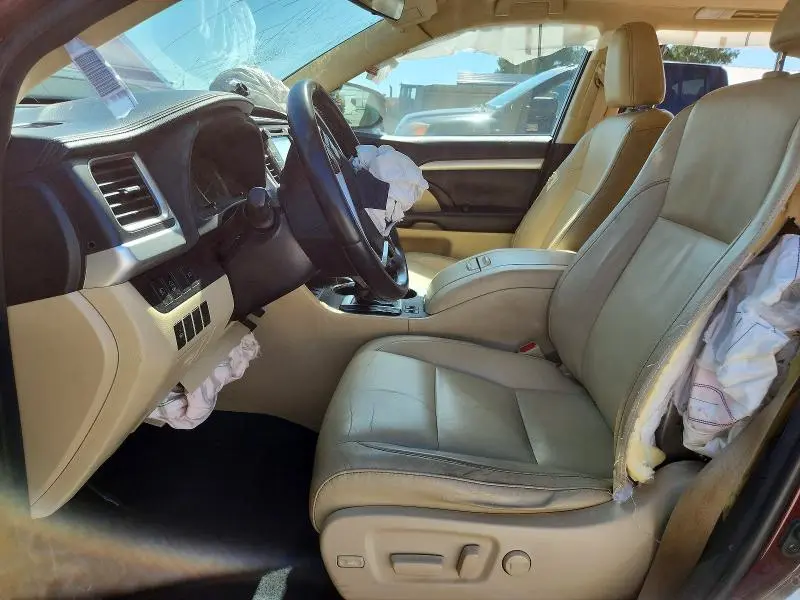2018 TOYOTA HIGHLANDER XLE  
