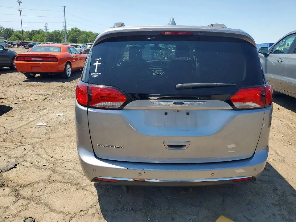 2020 CHRYSLER PACIFICA TOURING L  