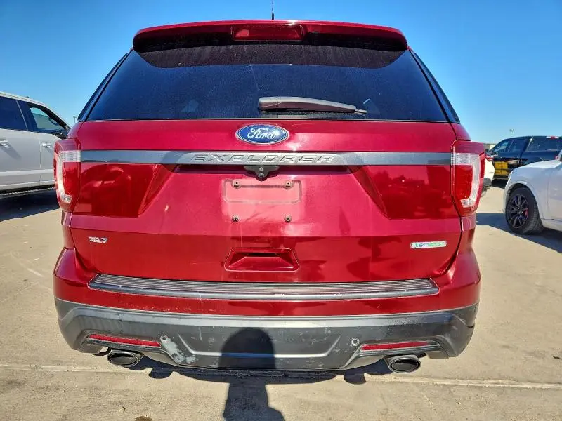 2019 FORD EXPLORER XLT  