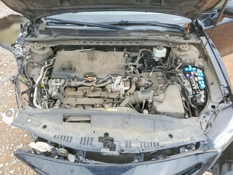 2019 TOYOTA CAMRY SE  