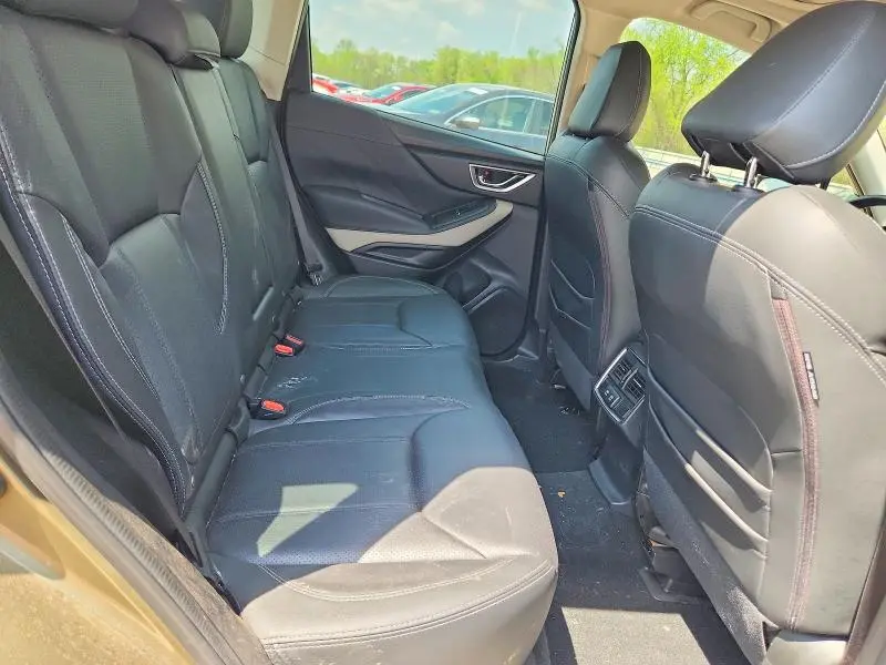 2022 SUBARU FORESTER LIMITED  
