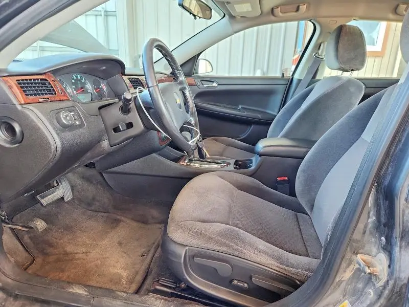2011 CHEVROLET IMPALA LT  