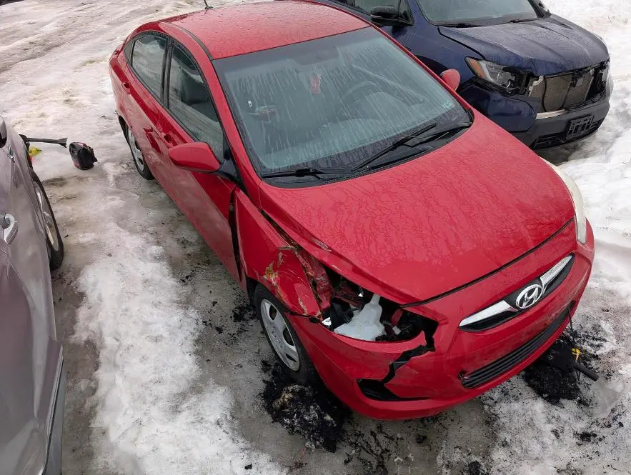 2013 HYUNDAI ACCENT GLS  